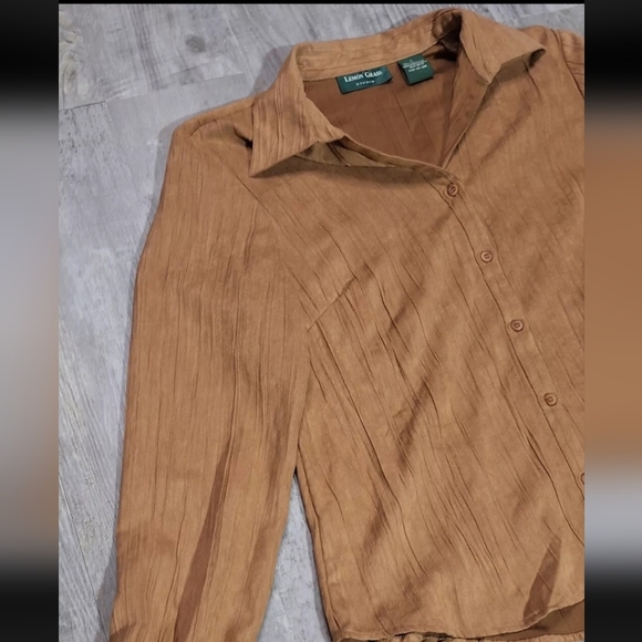 Lemon Grass Studio Women's Large Buttondown Light Brown Suede Texture - Picture 2 of 10